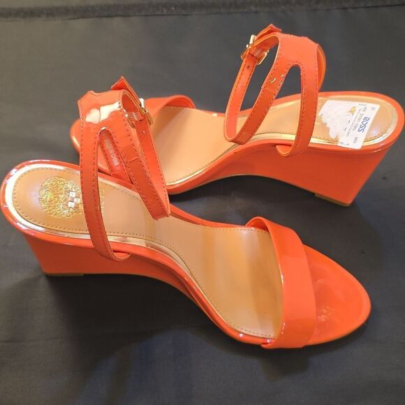 BRAND NEW VINCE CAMUTO JEFANY  ANKLE STRAP WEDGE SANDAL (WOMEN) - Picture 8 of 14